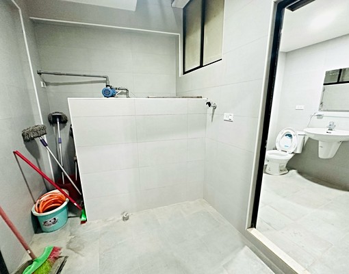 近環球/租屋補助/整棟出租/附兩車位/可包租代管/貓狗友善 - Image 4