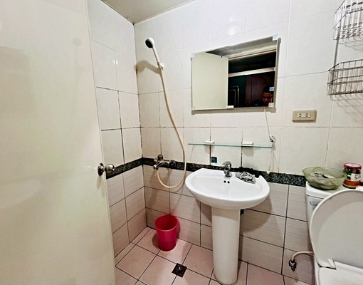 三民高中🌟垃圾代收⚡️包水網路/管理員/獨洗曬/採光通風 - Image 6