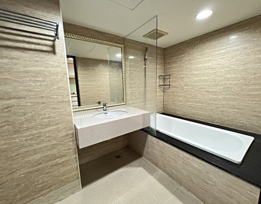 ⭐近板橋車站⭐挑高3.6米精美套房⭐含管理費⭐台水電代收垃圾 - Image 6