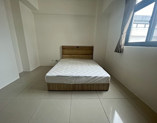 近台積電|全聯旁|大坪數三房|傢俱齊全 - Image 10