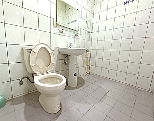近迴龍捷運站~新建巷三房~可入籍,租補~免仲介費~社會住宅 - Image 10