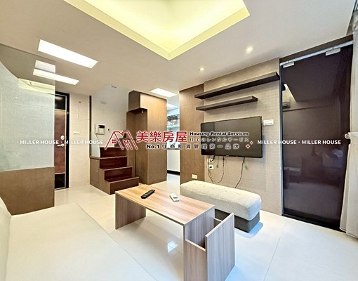 美樂*大橋頭/民權西路*挑高可站一房*全天管理*有陽台家具齊 - Image 3