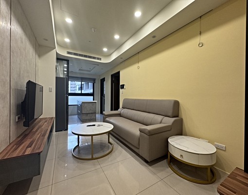 富宇峰景/家俱電全配/二房平車 - Image 1