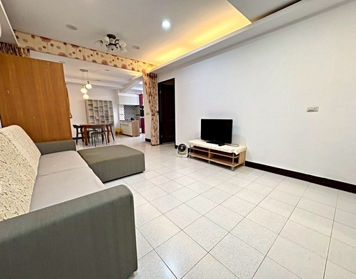 府中🌟通風佳，台水電，可開伙，傢俱齊全，大空間，生活機能佳 - Image 3