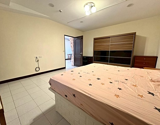 府中🌟通風佳，台水電，可開伙，傢俱齊全，大空間，生活機能佳 - Image 9