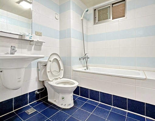 藝文竹城箱根大三房車|地點好|可租補|租金含車含管 - Image 7