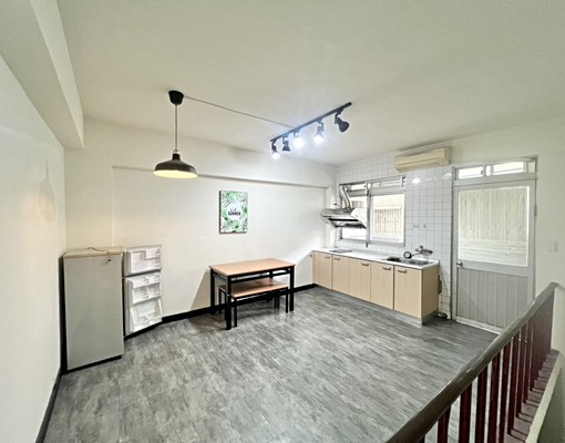 🔥走路中友一中🔥秒殺整層🔥大空間有廚房 - Image 4