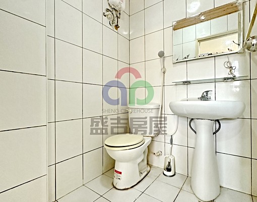 世貿東海,超值全配套房,附網路MOD,適合學生.上班族 - Image 10