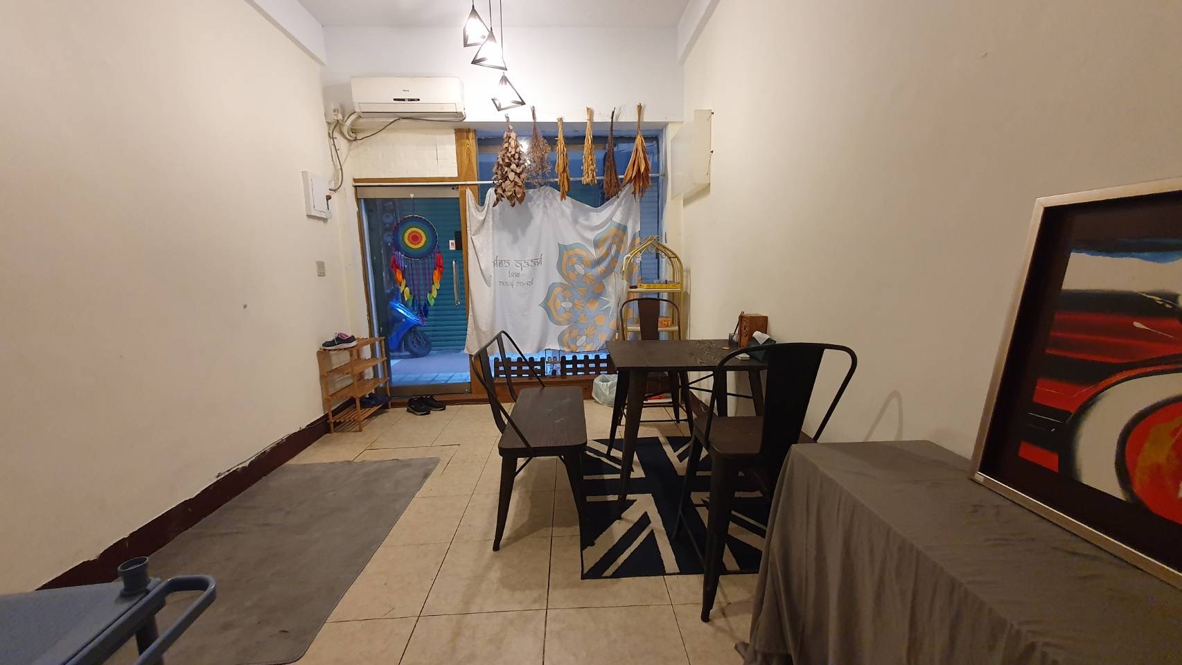 南京街V.S博愛街!鬧中取靜小巧玲瓏居!