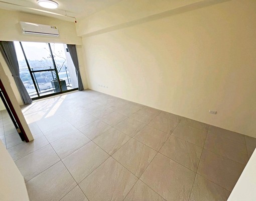 潭子超高檔社區稀有可寵🌷可租補採光通風視野讚精品三房平車 - Image 3