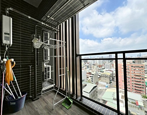 中興大學旁|精美裝潢大兩房|高樓美視野戶|興大康橋 - Image 9
