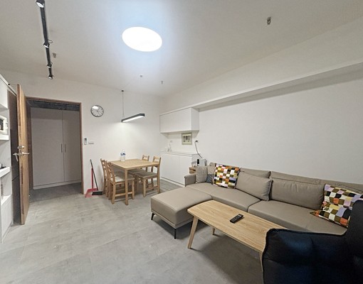 捷運小碧潭全新裝潢附傢俱❤️可租補|電梯管理❤️ - Image 2