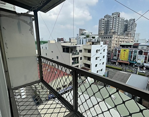 【可申請租補】台南高工旁小資首選電梯套房 - Image 5