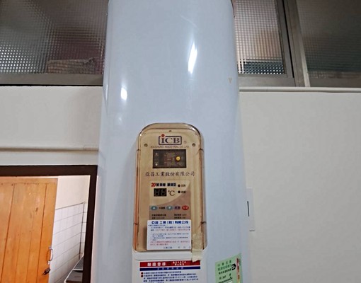 中正一路透天租三樓約40坪@1~2樓以出租@獨立門禁出入 - Image 3