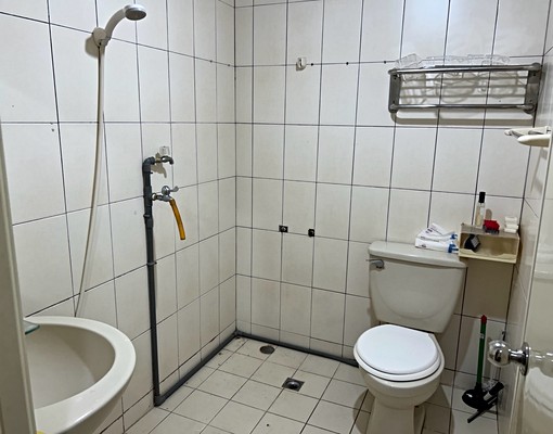 中山鬧中取靜寬敞套房代收垃圾電梯大樓 - Image 3