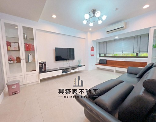 🍍武陵、湳雅商圈超值大四房附平面大車位 - Image 2