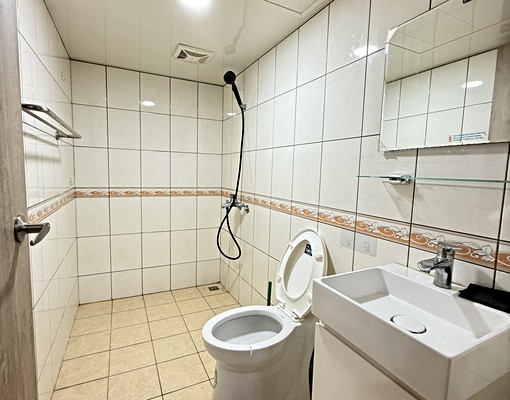 可雙租補✨可貓！電梯大樓｜垃圾代收｜樓下就是樂華夜市 - 591租屋網 - Image 9