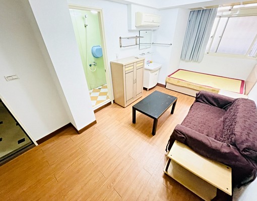 捷運西湖／小資套房。男性專區。機能優。採光好 - Image 1
