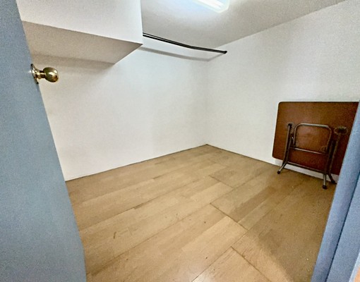🏠【龍山寺捷運站|挑高樓中樓|可租補|免仲介費|台水電】 - Image 14