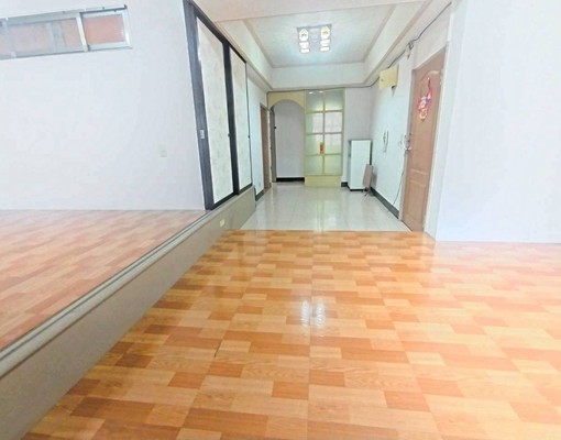 板橋租金便宜3房可寵物大空間/可租補報稅入籍 - Image 1