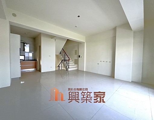 ‼️文德重劃區|近國三68快速道路|星巴克後方超美透天 - Image 6