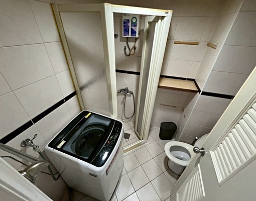 縣府電梯樓中樓景觀套房✨商圈機能佳✨傢俱家電齊全✨警衛管理 - Image 6