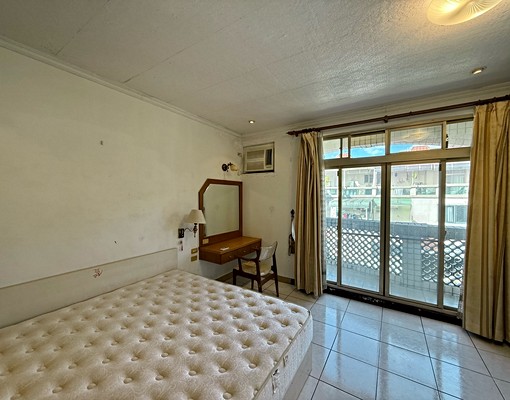 錦秀公車站🌟整棟免爬高租補籍🌟超大空間車位獨洗曬🌟寵物 - Image 13