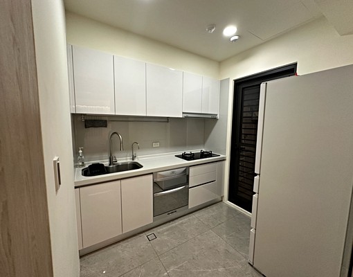 烏日高鐵特區精銳潮2房改1房+1平車位 - Image 13