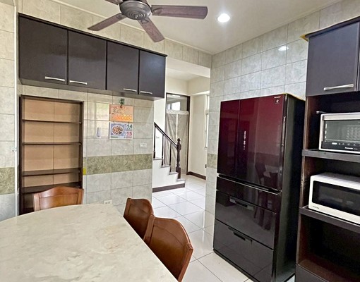 豐原正育英路高檔裝潢美透天 - Image 4