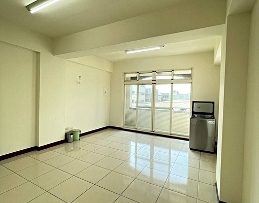 豐原正育英路高檔裝潢美透天 - Image 15