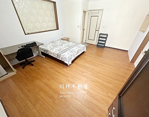 歐富承辦🏅小資美屋☎走路逢甲新光☎獨洗凸窗☎採光水水 - Image 2