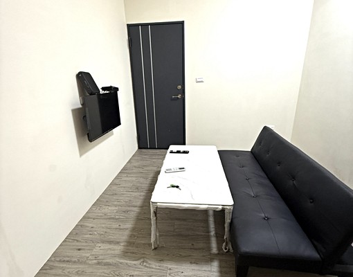 ✨可租補入戶籍✨大雅市中心✨全新裝潢✨一樓大空間 - Image 1