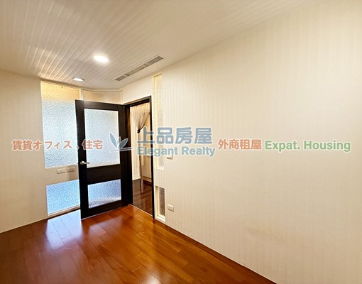 J137736忠孝敦化站✫可租補✫綠景採光漂亮一房 - Image 3