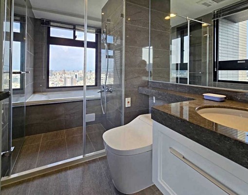 市中心高雄車站明日匯景觀3+1房平車可租補 - Image 8