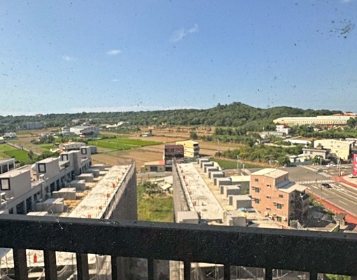 竹南優質大三房挑高樓中樓近台積近交流道快速道路 - Image 9