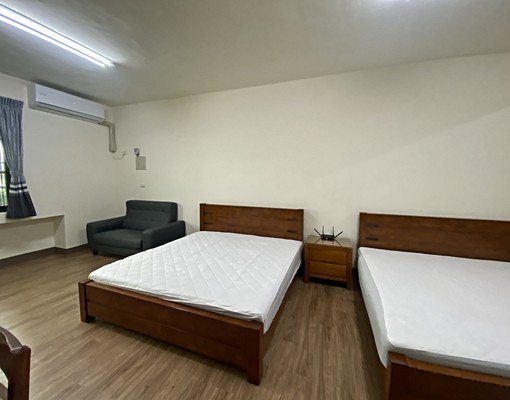 優質實木傢俱雙床型大套房12000元起 - Image 3