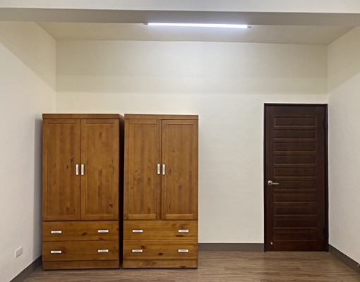 優質實木傢俱雙床型大套房12000元起 - Image 7