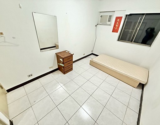 中山國中站,女性專屬,獨洗陽台,水泥隔間,採光機能強 - Image 3