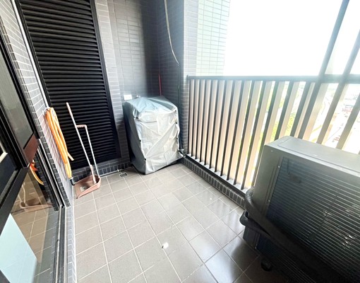 高鐵特區夢幻誠~全新3房+平面車位出租 - Image 9