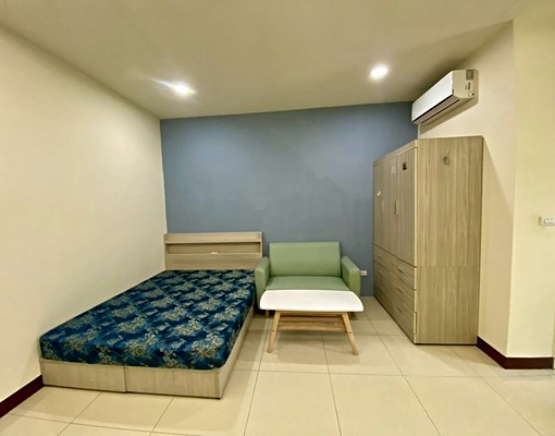 ✪逢甲商圈|可租補|一樓超大陽台全配套房 - Image 3