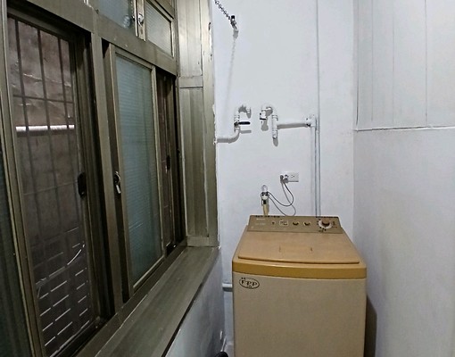 雙捷運近夜市3樓無炊套房可租補 - Image 4