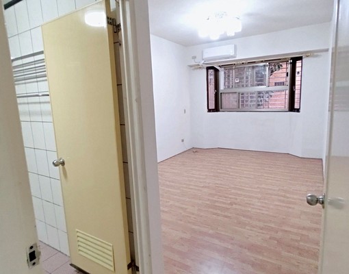 D社宅(龜)近文中路國際路旁3房空屋/免仲可補助 - Image 10