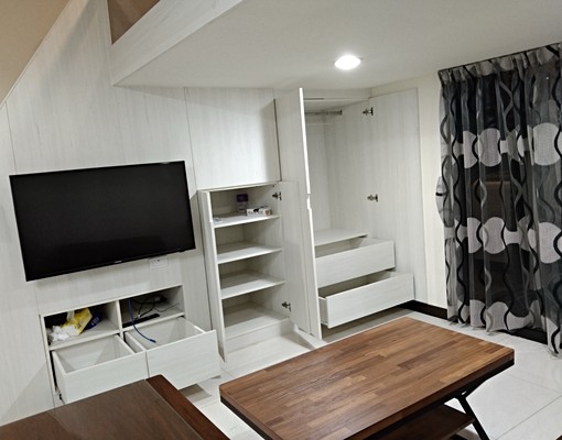 挑高一房一廳7樓含網路TV~獨曬陽台可租補 - Image 5