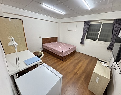 近!東門國小/乾淨可開窗明亮套房/獨立洗衣機 - Image 3