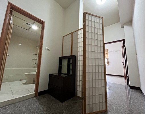 精品透天豪墅拎包入住漫步中央公園傢具/電全包[房東本人] - Image 8