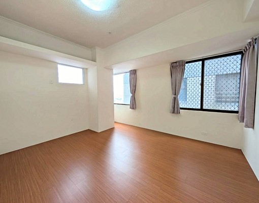 🏡豐原皇家社區|大三房+平面車位💰月租3萬含管理 - Image 7