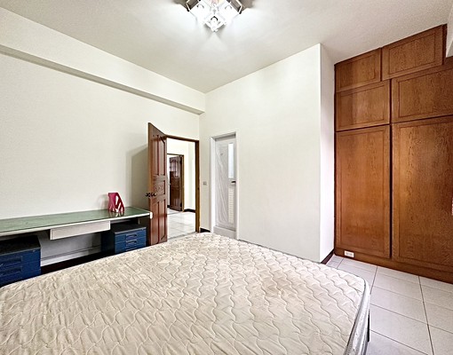 🍁中和南一巷61號🏡整棟透天💖可租補入戶籍🚘雙車位 - Image 10