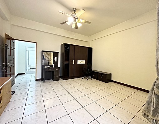 🍁中和南一巷61號🏡整棟透天💖可租補入戶籍🚘雙車位 - Image 12