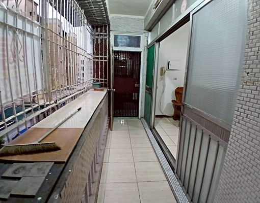租~三多商圈近文化中心/陽台進出/公寓三樓整層出租 - Image 12