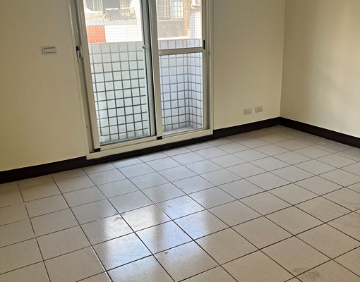 安靜宜居、近松竹國小可入戶籍價錢可談 - Image 1